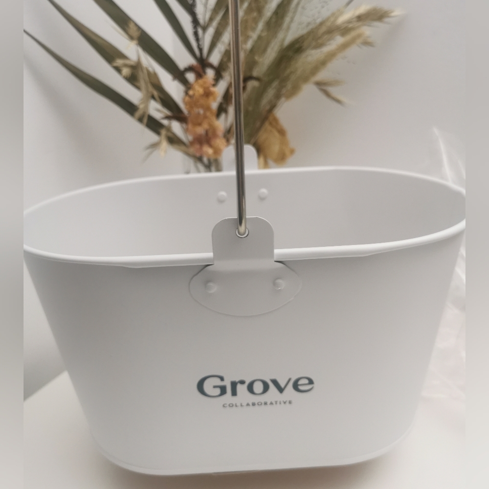 GROVE COLLABORATIVE - MATTE WHITE CLEANING CADDY TIN BUCKET,New,Limited Edition